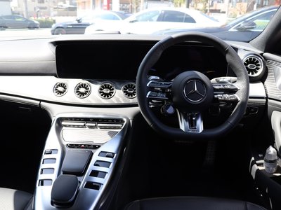 MERCEDES-BENZ GT AMG - 10