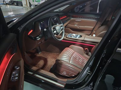 صورة 5 لـ 2023 Genesis G90 (RS4)