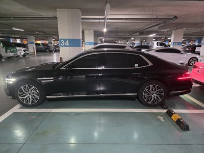 صورة 6 لـ 2023 Genesis G90 (RS4)