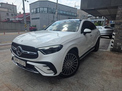 2024 Mercedes-BENZ GLC photo 1