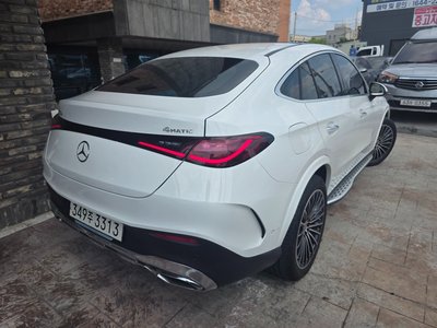 2024 Mercedes-BENZ GLC photo 3