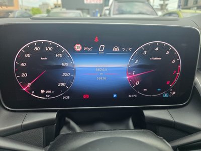 2024 Mercedes-BENZ GLC photo 4
