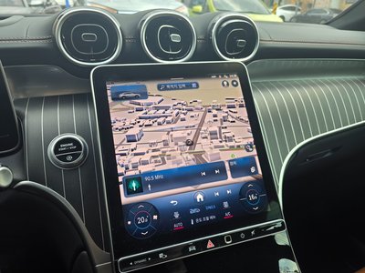 2024 Mercedes-BENZ GLC photo 9