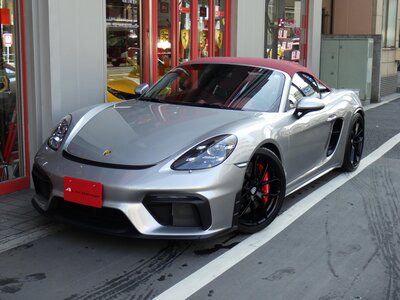 PORSCHE 718 SPYDER