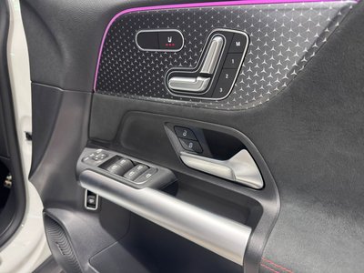 MERCEDES-BENZ EQA - 10