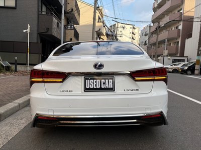 LEXUS LS - 8