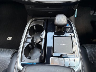 2018 Lexus LS thumbnail 80