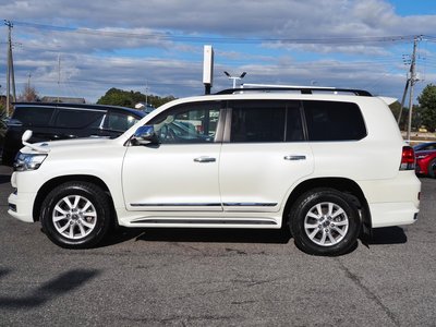 TOYOTA LAND CRUISER 200 - 8