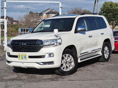 TOYOTA LAND CRUISER 200 - 4