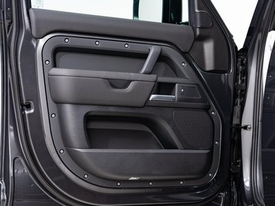 2025 LAND Rover DEFENDER 缩略图 38