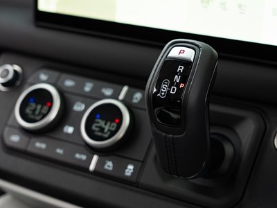2025 LAND Rover DEFENDER 缩略图 96