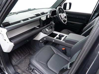 2025 LAND Rover DEFENDER 缩略图 117
