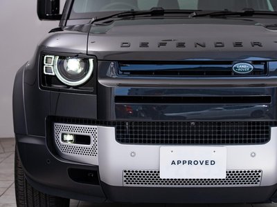 صورة 7 لـ 2025 LAND Rover DEFENDER