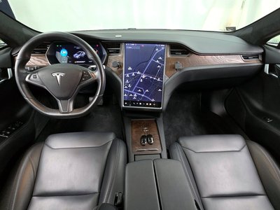 TESLA MODEL S - 5