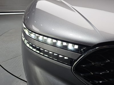 صورة 9 لـ 2022 Genesis G90 (RS4)