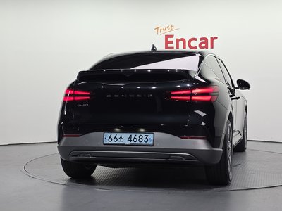 صورة 4 لـ 2022 Genesis GV60