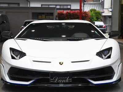 LAMBORGHINI AVENTADOR - 4