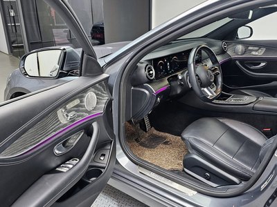 MERCEDES-BENZ E-CLASS - 10