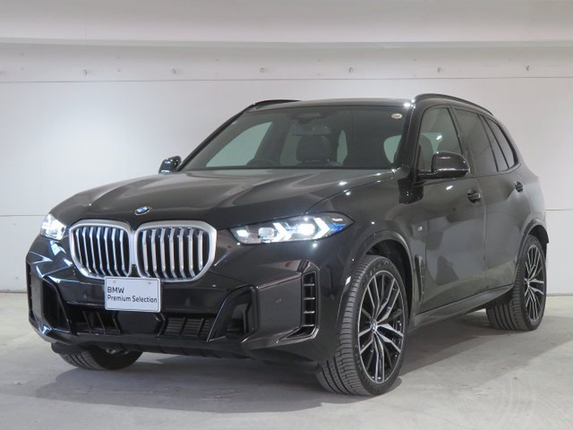BMW X5 - View 1