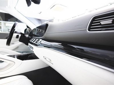 MERCEDES-BENZ GLS - 7