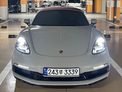 PORSCHE 718 - 1