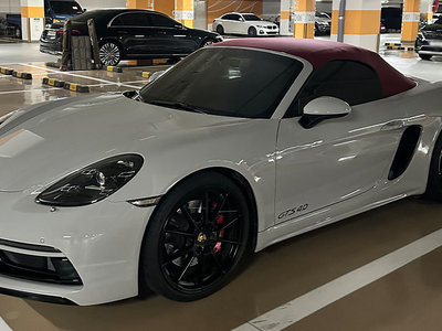 PORSCHE 718 - 6