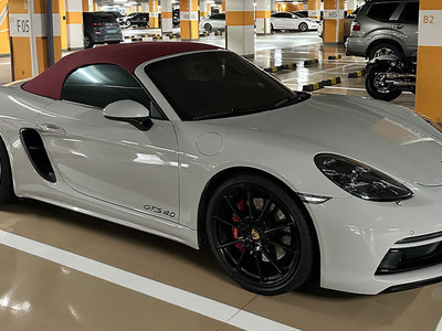 PORSCHE 718 - 4