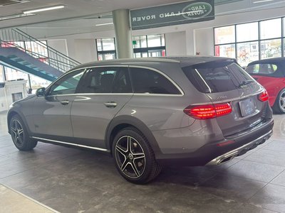 MERCEDES-BENZ E-CLASS - 8