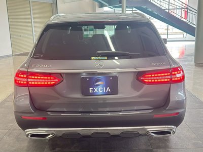 MERCEDES-BENZ E-CLASS - 9