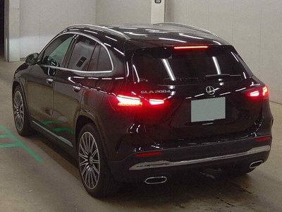 MERCEDES-BENZ GLA - 2