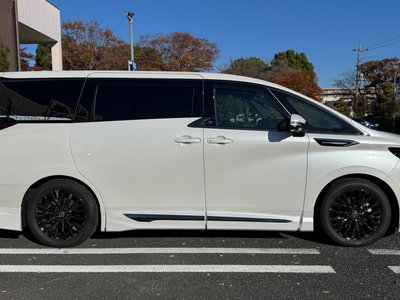 TOYOTA VELLFIRE - 3