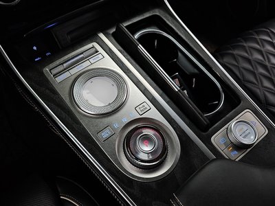 GENESIS GV80 - 9