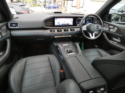 MERCEDES-BENZ GLS - 10