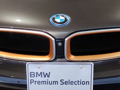 2020 BMW I8 — миниатюра 21