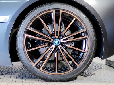 2020 BMW I8 — миниатюра 33