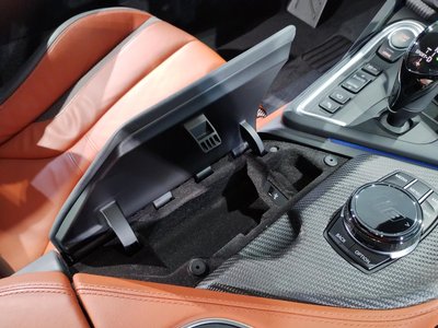 2020 BMW I8 — миниатюра 61