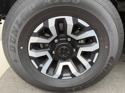 TOYOTA LAND CRUISER 70 - 5