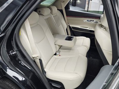 صورة مصغرة 16 لـ 2025 Genesis GV70
