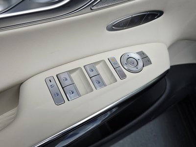 صورة مصغرة 21 لـ 2025 Genesis GV70