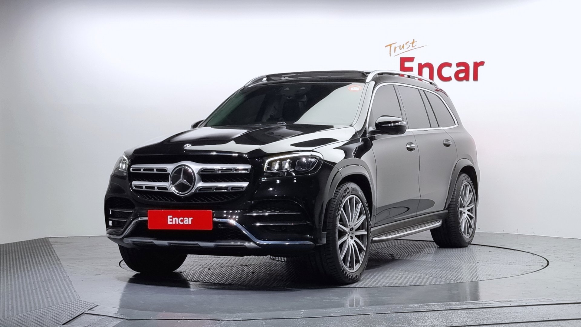 MERCEDES-BENZ GLS - View 1