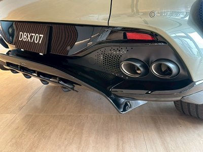صورة 12 لـ 2026 Aston Martin DBX