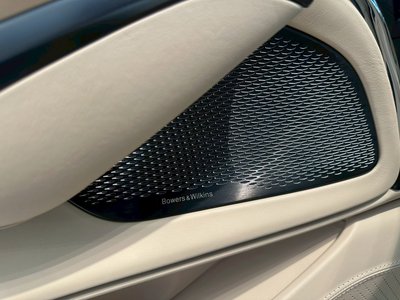 2026 Aston Martin DBX 缩略图 39