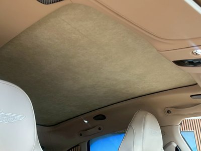 2026 Aston Martin DBX 缩略图 25