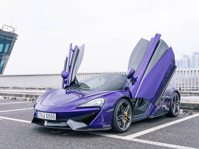 MCLAREN 570S