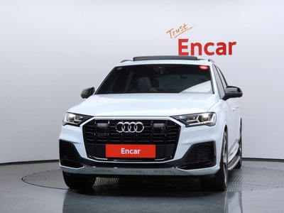 صورة 2 لـ 2022 AUDI Q7
