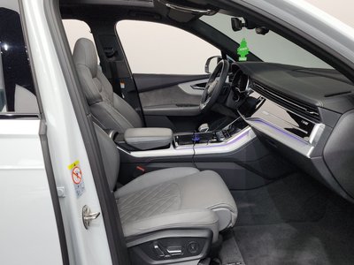 2022 AUDI Q7 — миниатюра 11