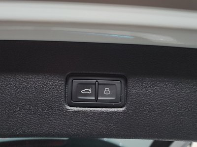 2022 AUDI Q7 — миниатюра 17