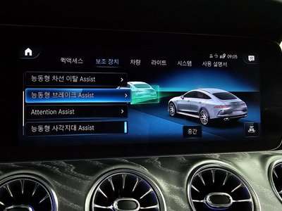 2023 Mercedes-BENZ GT AMG 缩略图 22