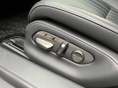 2021 Lexus LS 缩略图 36