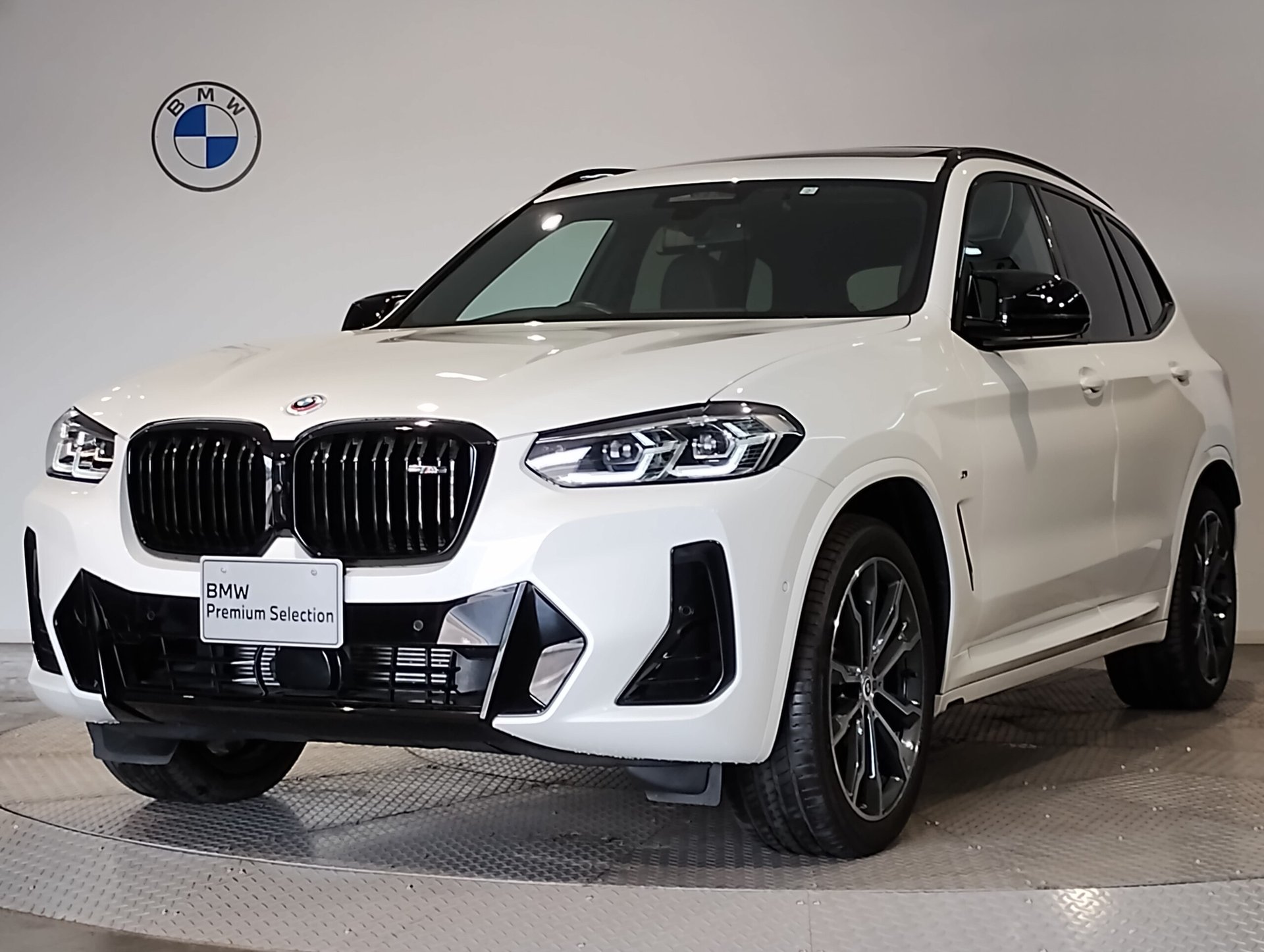 BMW X3 - View 1